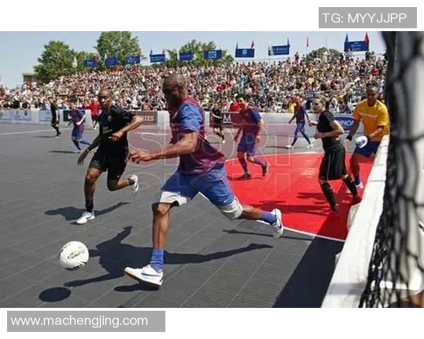 科比与足球明星的珍贵合照回顾展现运动精神与友谊的交融